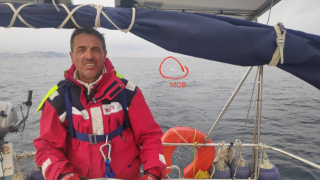 MOB - Mann über Bord Manöver beim Schwerwetter-Training von Korfu Segeln beim Karnevalstörn zum Karneval im Ionischen Meer